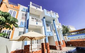 Sunshine House